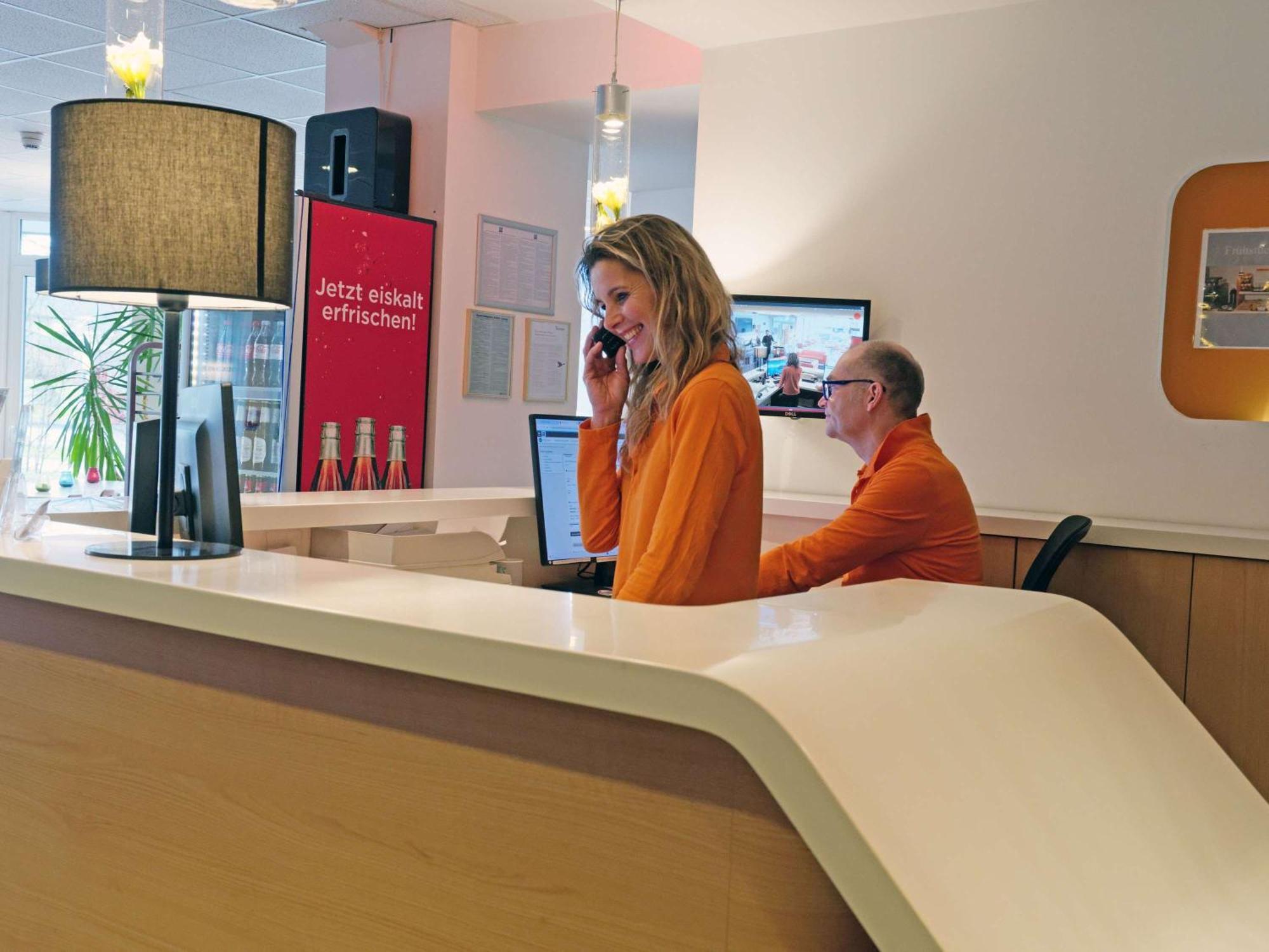 Ibis Budget Hotel Bonn Sued Koenigswinter Exterior photo